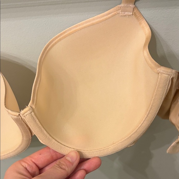 Skims no show mesh wire bra 32DD cream color - Picture 9 of 14